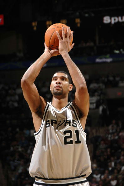 孔蒂：双线能力不足？我们买了个9个人，问题是有7个人受伤了（孔蒂回应双线质疑：引进9人，却有7人伤停）